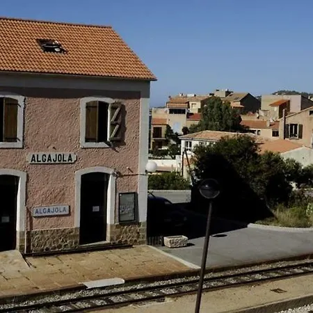 Apartment Algajola Sleeps 2 Air Con Wifi Algajola (Corsica)